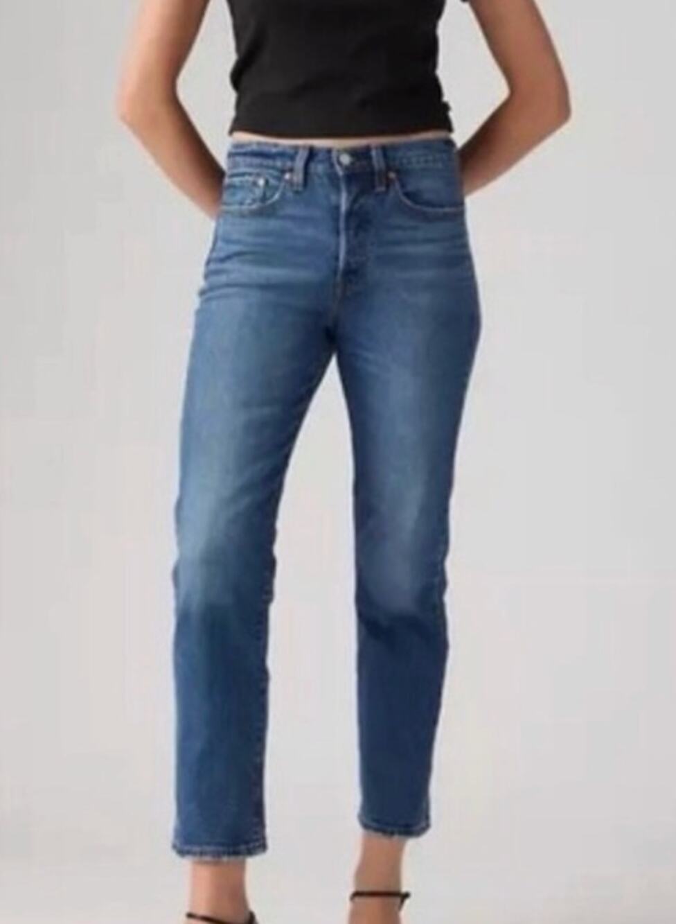 Levi’s Wedgie Straight Jeans 30